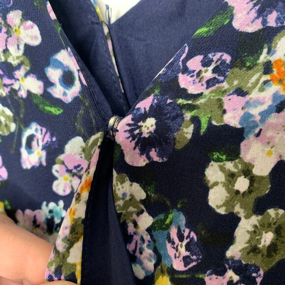 Cupcakes & Cashmere women's blue floral Meadow wrap style tassel romper Small - Picture 11 of 15